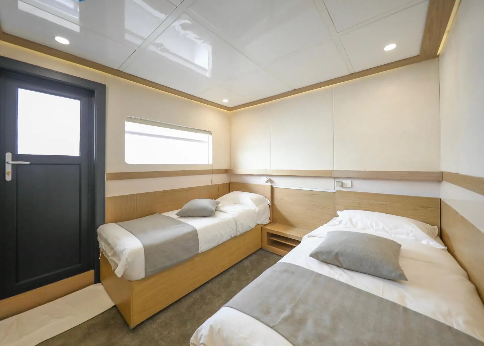 豪華景觀套房／附陽台 J/K